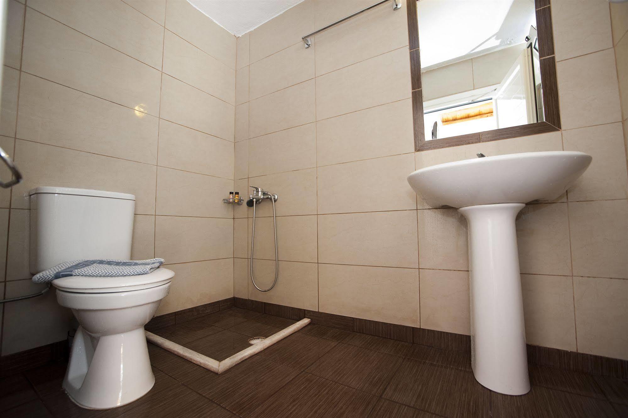 Hotel Madares Loutro Zewnętrze zdjęcie